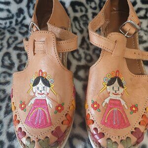 Festive ladies shoes (Huaraches for girls)
